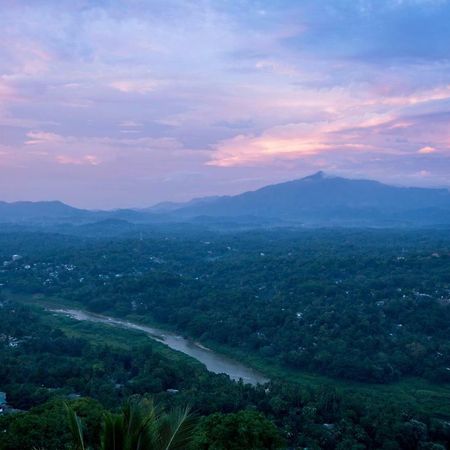 Ceyloni Panorama Resort Kandy Exterior photo